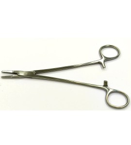 Needle Holder Ryder